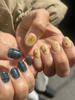 色鉛筆ネイルshiho