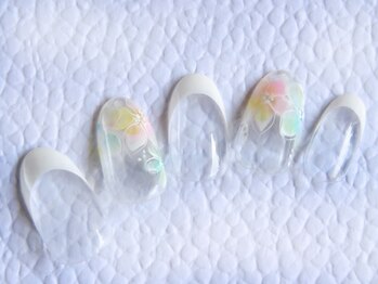 トータルビューティーアンドアズフローラ(Total Beauty & a`s Flora)/白フレンチフラワー