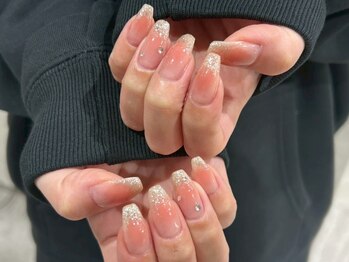 シエル(Ciel)の写真/【自爪を削らないパラジェルで施術可能】爪が薄い方、形がコンプレックスの方のお悩みを解消いたします。