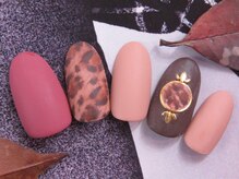 ラテネイル(Latte Nail)/秋ネイルデザイン