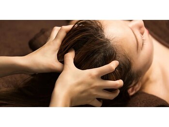 ブプラ 所沢店(BUPURA)の写真/＜頭から整えて、すっきり小顔へ＞