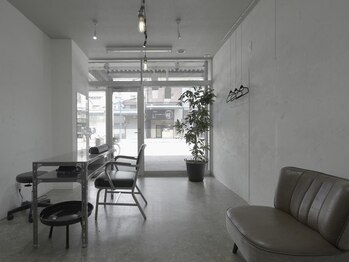 5005ネイルサロン(5005 nail saloon)の写真/《新静岡駅徒歩2分》ワンカラーにお好きなアート2本つき♪【新規ワンポイントアート¥5300!!】