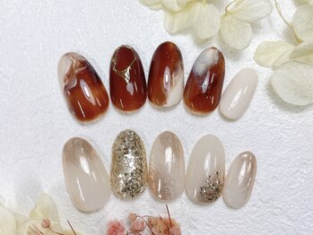 ビオトーププラス 銀座本店(bio tope+)の写真/雑誌掲載多数☆認定講師資格を持つ、コンテスト入賞多数のネイリストが在籍【銀座/フィルイン/パラジェル】