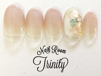 ネイルルーム トリニティ(Nail Room Trinity)/150種類以上選べるアート付