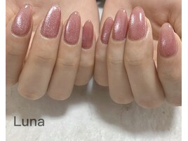 キラキラマグネットネイル