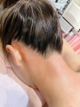 サロン ド モモ(salon de momo)/後ろ姿にも自信を！