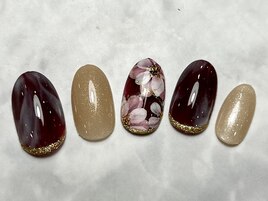 【初回オフ無料】フラワーネイル