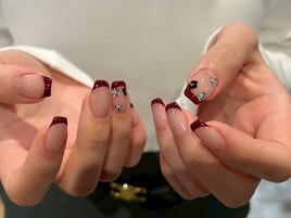 秋ネイル　フレンチ/ボルドー