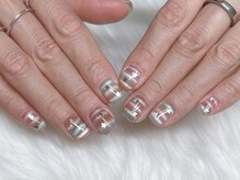 クララ(CLARA)/韓国で大人気のバーコードネイル