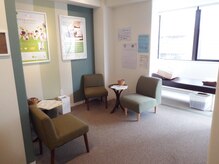 リラク 目黒店 (ReRaKu)/広々とした待合室　/目黒