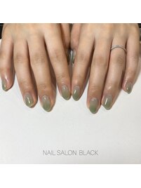 グリーングラデーションネイル