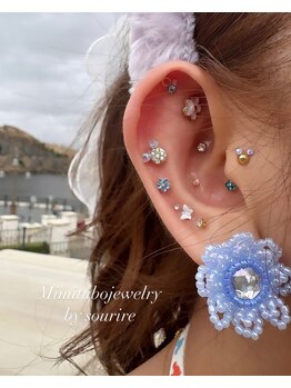 スリール(sourire)/耳ツボジュエリー