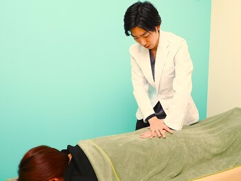 きりん接骨鍼灸院 尼崎武庫之荘店/骨盤の検査、骨盤矯正