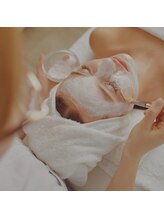 隠れ家エステサロン ミンピ(Mimpi)/炭酸の力でうるツヤ肌