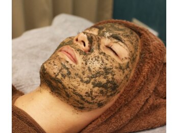 ラセンシアアンジュ(Lasencia Ange)/剥けない幹細胞ハーブピーリング