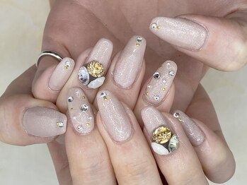 アッサンブレ(Assembler)/ナチュラルビジューネイル