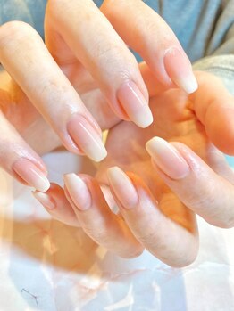 フィオーレ(fiore)の写真/爪割れ・縦線・二枚爪・ささくれ・短い爪・手のくすみや乾燥など「手や爪のお悩み」お聞かせください☆