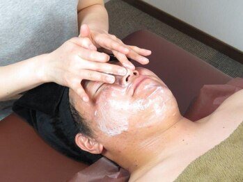 エステティックアンド筋肉ケアサロン グレンツェン(glanzen)/角質柔軟ケア