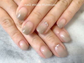 ネイルアトリエ フロラシオン/グラデーションネイル2