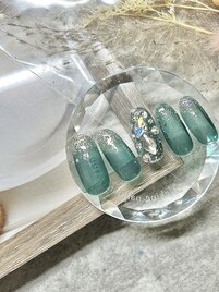 フラッシュキラキラネイル