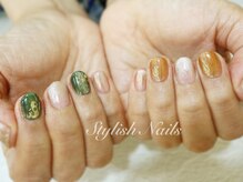 スタイリッシュネイルズ(Stylish Nails)/アシメマグネットグリーン