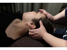 ヘッドミント 名駅店/首肩、後頭部、顔の施術