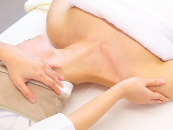 ミピマム 町田店/肩.首デコルテも流します