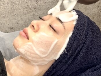 高槻ララピール アンド 韓国肌管理専門店の写真/【韓国最新美容】肌を育てるピーリング"ララピール"で艶肌に◇*毛穴汚れ・肌荒れ改善で好印象な肌質へ♪