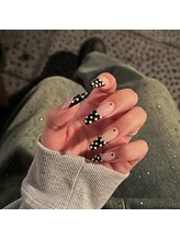 ネイルアトリエビー(nail atelier be’)/ドットフレンチ