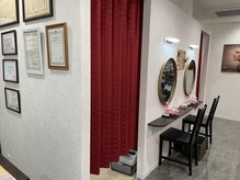 アイラッシュサロンプテリ (EYELASH SALON PUTERI)の雰囲気（ドライヤー完備♪気になる施術後のメイク直しもできます◎）