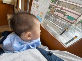 子育てママの整体サロン/施術中のお子様の様子