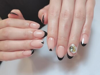 クールな黒フレンチ