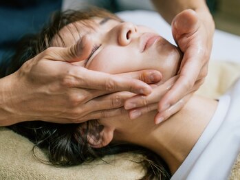 ビーレナトゥス(B Renatus)/首肩こり 改善整体【関内 整体】