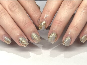 手元が綺麗に見えるカラーに＊