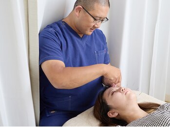 はりきゅう整骨院 健志の写真/【西中島南方では希少の鍼灸に特化した鍼灸整骨院】鍼×整体×姿勢矯正で全身の不調を一気に整える独自技術