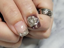 プリンセスネイル(Princess nail)/シルバーミラーのフラワーネイル