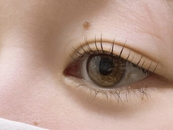アイラッシュサロン エーアンドエー(eyelash salon A&A)の写真/駅直結でリピーターの絶えない人気サロン！種類豊富なまつ毛パーマで、ビューラー要らずのモテかわEye★