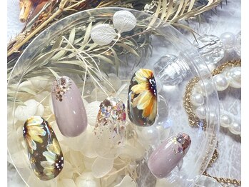 ジュアール(JuAR)/ひまわりネイル