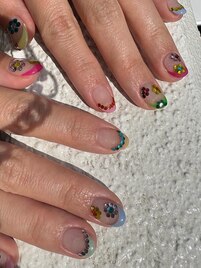 ビジューネイル