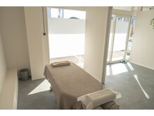 リライフ(ReLIFE)の雰囲気（清潔で落ち着いた空間でお子様連れも◎）