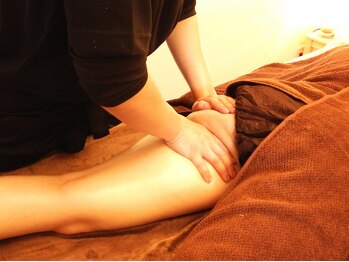 ピュシス(PHYSIS)/ボディオイルマッサージ(ヒップ)