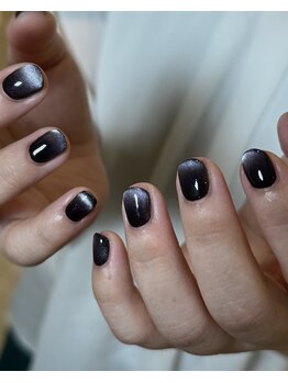 グラウネイル(glaw nail)/マグネット+ベースカラー