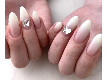 ファースト(FIRST)/グラデーションネイル