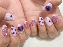 ラブリーフレンチハートネイル