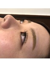 フリルアイビューティ 豊中店(Frill Eye Beauty)/