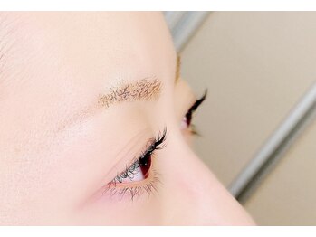 マムア レア(Mamua le'a)/パリジェンヌラッシュリフト