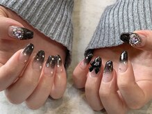 リッシュ(RICHE)/ブラックラメグラデーション