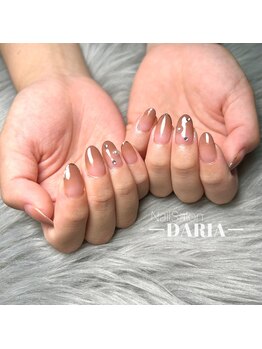 ダリア(Daria)/上品ブラウンネイル