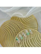 ツメトトノウ/¥7,300キラキラシェル（加藤）