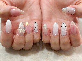 ガーリードットデザイン